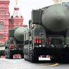 Los rusos han lanzado el misil balístico intercontinental SS-27 Mod 2 con un alcance de 12.000 kilómetros, que puede transportar una cabeza nuclear con una potencia de hasta 500 kilotones.-11 Los rusos han lanzado el misil balístico intercontinental SS-27 Mod 2 con un alcance de 12.000 kilómetros, que puede transportar una cabeza nuclear con una potencia de hasta 500 kilotones.-11
