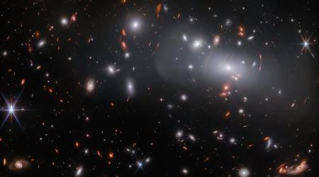 James Webb ha encontrado un objeto espacial que tiene una máquina del tiempo: la misma galaxia ha aparecido en tres lugares diferentes en la misma foto