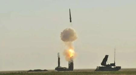 Los rusos informan de la derrota del sistema de defensa antiaérea S-300 en Crimea