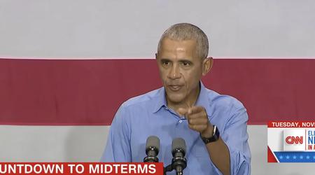 Barack Obama sigue usando el smartwatch Fitbit Ionic, que el fabricante retiró del mercado por el riesgo de quemaduras