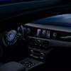 Avance del Rolls-Royce Spectre Black Badge 2025 en movimiento