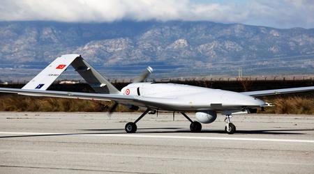 Maldivas adquiere los drones turcos Bayraktar TB2
