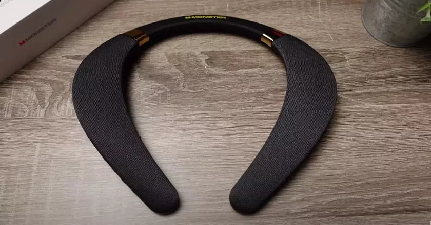 Altavoces de banda para el cuello Monster Boomerang