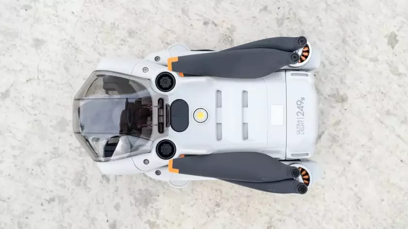 DJI Mini 4 Pro o HOVERAir Pro Max