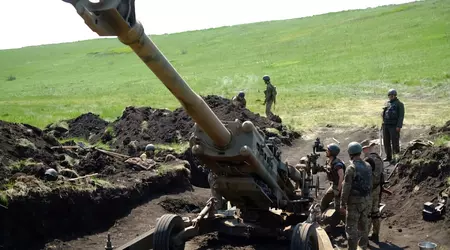 La VSU mostró cómo destruyó un BMP-2, un camión y munición utilizando un dron y un obús M777 de 155 mm (vídeo)