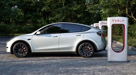 Tesla lanza una promoción: un año de recarga gratuita para los compradores del Model Y en Europa