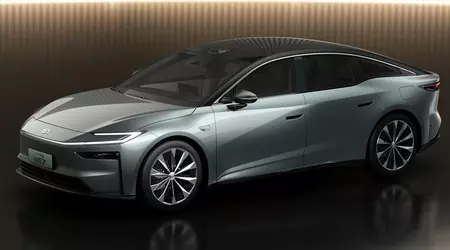 La berlina eléctrica bZ7 de Toyota intentará captar compradores de Tesla