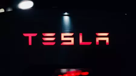El Departamento de Justicia de EEUU ha exigido a Tesla que facilite documentos sobre las funciones de conducción autónoma Autopilot y FSD