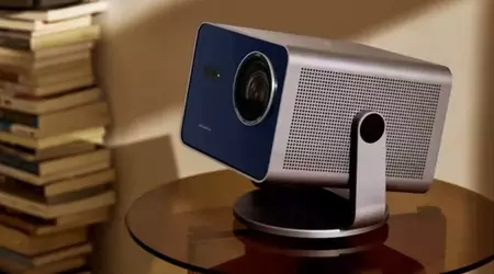 Leica presentó el Cine Play 1 Plus — un proyector 4K premium con una imagen de hasta 300 pulgadas y soporte para HDR10+