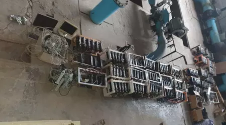 Granja ilegal de criptomonedas expuesta en la región de Dnipropetrovsk: se incautaron equipos de minería por valor de 4.000.000 UAH