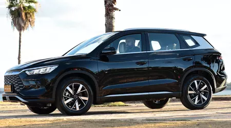 BYD presenta su primer híbrido que funciona con bioetanol