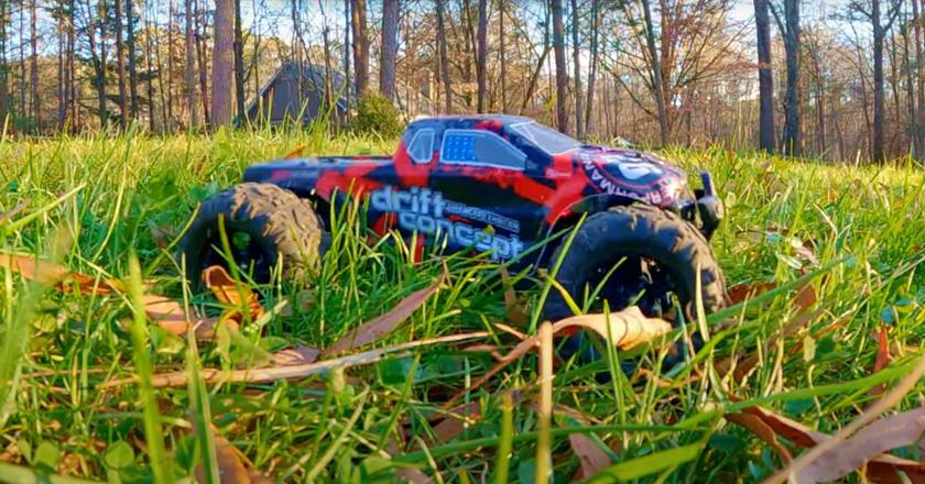 DEERC Brushless RC Cars 300E rc coche de menos de € 200