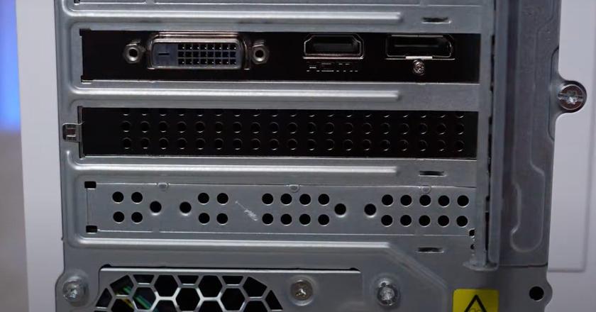 PC para juegos de alto rendimiento HP Victus 15L por menos de 1000