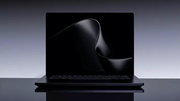 Surface Laptop Ultra: Microsoft lanza su ...