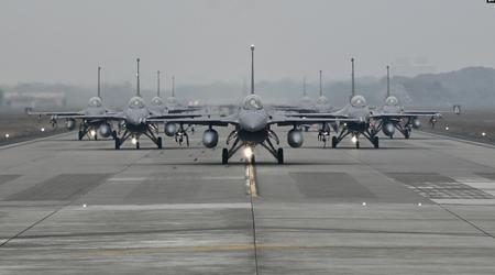 Taiwán destina 1.300 millones de dólares a un sistema de guerra electrónica para F-16