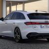 Audi A5 e-hybrid con capó abierto