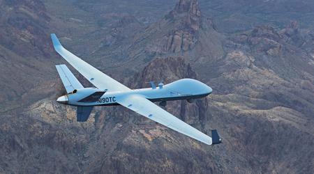 Los aviones no tripulados estadounidenses MQ-9B SkyGuardian y SeaGuardian recibirán armas de fabricación emiratí