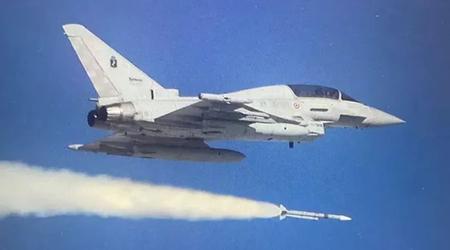 Los cazas italianos Eurofighter Typhoon han realizado los primeros lanzamientos de misiles de medio alcance Meteor BVRAAM