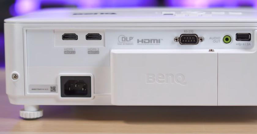 BenQ TK700STi 4K mejor proyector para skytrak
