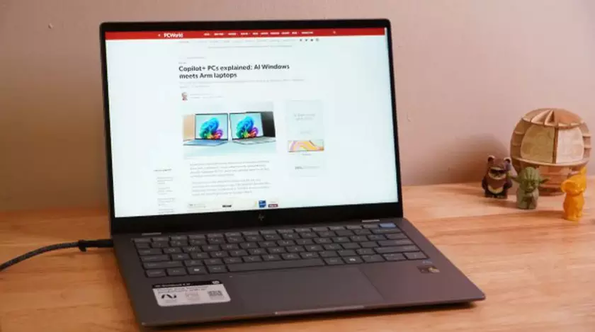 Portátil HP OmniBook X Snapdragon X Elite