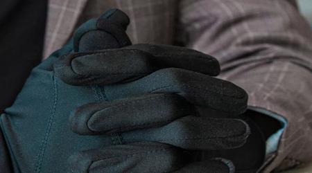 Científicos presentan guantes inteligentes con comunicación táctil