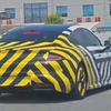 Prototipo de sedan extendido Xiaomi SU7 L en camuflaje