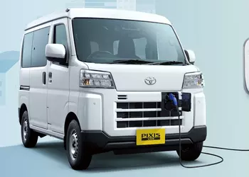 Toyota presentó la furgoneta eléctrica Pixis ...