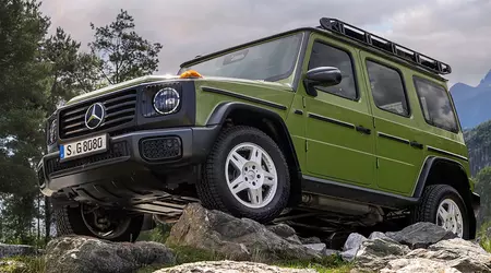 Mercedes presentó el G-Class al estilo de los años 80 con un interior a cuadros y tonos retro