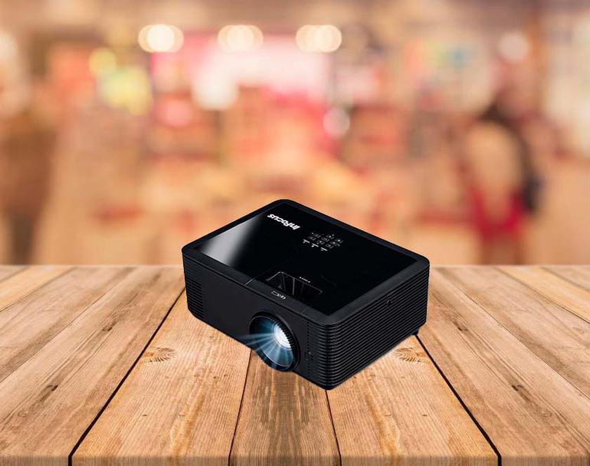 Proyector digital InFocus IN136
