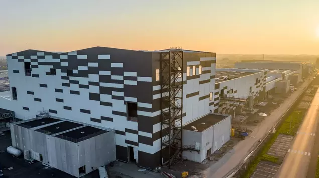 ACC se negó a construir fábricas ...