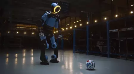 Atlas aprende fútbol con vídeos del Mundial: el robot de Boston Dynamics ya simula lesiones y celebra goles