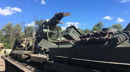 El ejército ruso autodestruye el sistema de artillería 2S7M "Malka" - Rusia lo llama el obús más potente del mundo