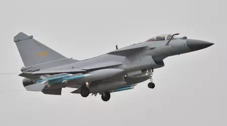 El J-10C chino de Pakistán derriba a dos cazas indios en una batalla aérea