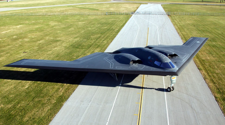 Northrop Grumman recibirá hasta 7.000 millones de dólares para ampliar las capacidades de 20 bombarderos nucleares B-2 Spirit con un coste de más de 2.100 millones de dólares.