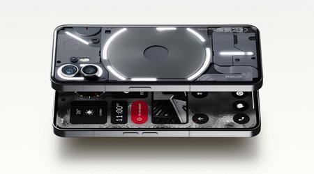 Nothing Phone (2) - Snapdragon 8+ Gen 1, pantalla de 120 Hz, dos cámaras de 50 MP y cubierta retroiluminada con un precio desde 599 €.