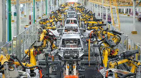 BYD pospone el lanzamiento de la producción de automóviles en la planta de Hungría - Reuters