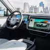 Miniatura de la vista interior del Rivian R1S Quad Miami Edition