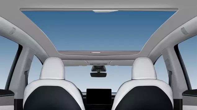 Tesla lanza en China el parasol ...