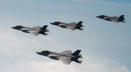 240 aeronaves, entre ellas el F-35 Lightning II, el EA-18 Growler, el F-15K Slam Eagle y el KF-16 Fighting Falcon - EE.UU. y Corea del Sur inician ejercicios a gran escala ante la proximidad de un ensayo nuclear de la RPDC