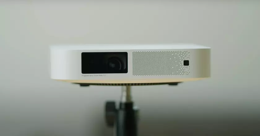 XGIMI Elfin Mini mejor proyector para oficina