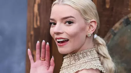 La actriz Anya Taylor-Joy no pudo hacerse selfies con un fan porque no entendía su smartphone Android (vídeo)
