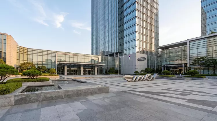 La familia Samsung cierra la mayor ...