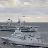 El portaaviones británico HMS Queen Elizabeth, que transporta cazas de quinta generación F-35B Lightning II, se ha transferido al mando de la OTAN por primera vez en la historia-25