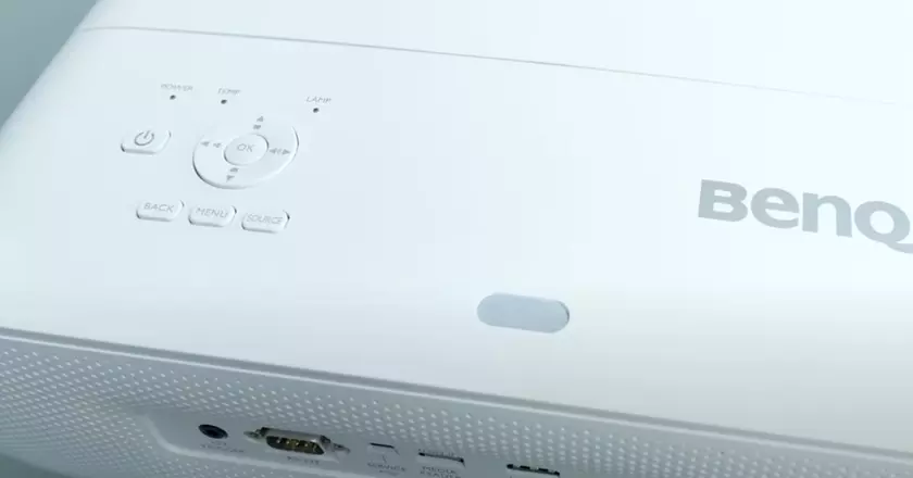 BenQ TK850i mini proyector netflix