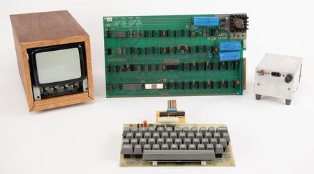 El cheque de Jobs y el legendario Apple-1: comienza la subasta de rarezas de Apple