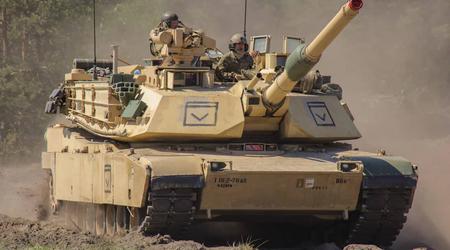 El Ejército de EE.UU. realiza una demostración de tanques M1A2 SEPv3 Abrams mejorados en unos ejercicios con Arabia Saudí 