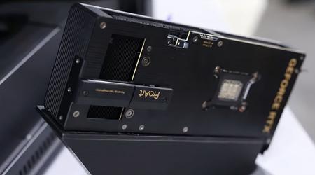 ASUS ha presentado la tarjeta gráfica ProArt RTX 5080 con una GPU rotada 90 grados y un slot SSD integrado