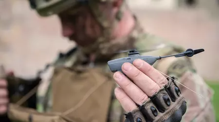 Noruega entregará a Ucrania un nuevo lote de microdrones Black Hornet para la guerra urbana