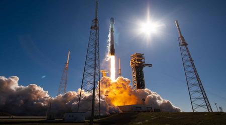 SpaceX logra el aterrizaje con éxito número 300 del cohete Falcon 9
