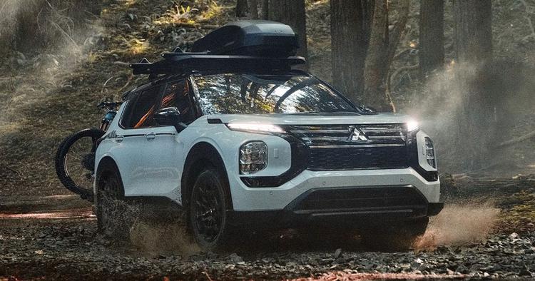 Mitsubishi Outlander Trail Edition: más decoración ...
